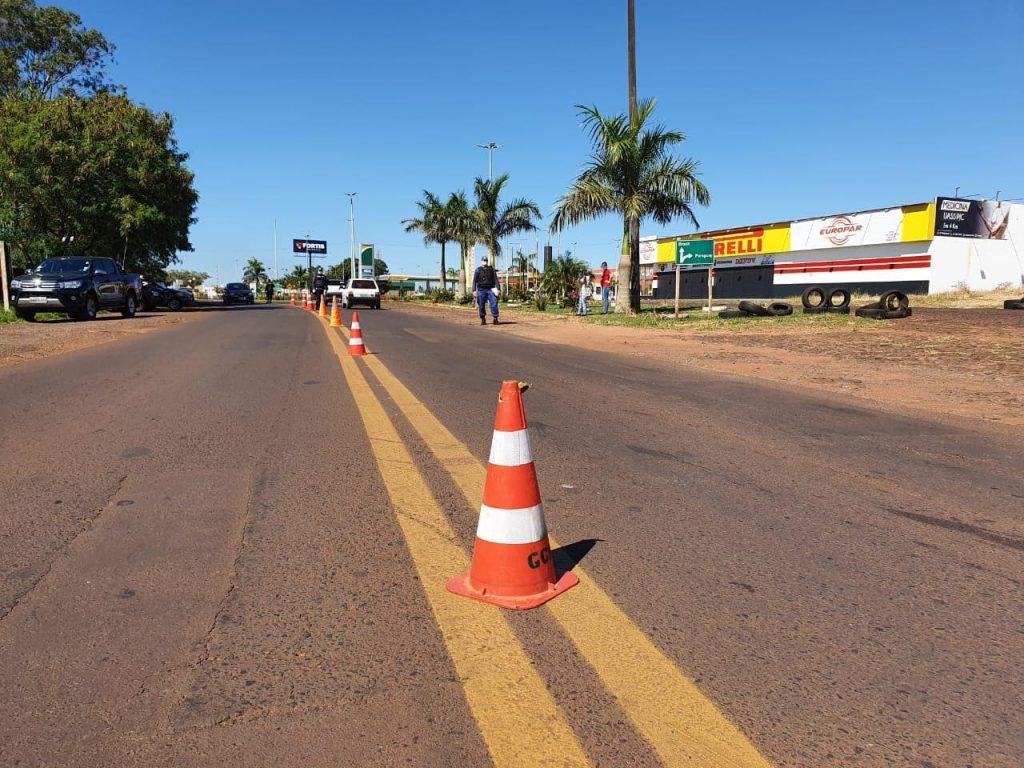 GCMFron e Vigilância Sanitária fazem barreira em Ponta Porã 2