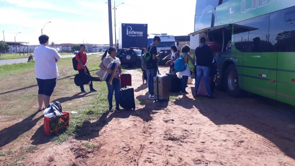 Estudantes brasileiros que viviam no Paraguai são repatriados e retornam ao estado do Pará Estudantes brasileiros que viviam no Paraguai são repatriados e retornam ao estado do Pará 2