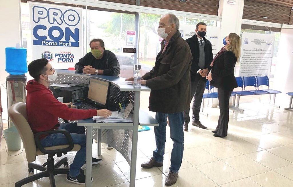 Prefeito Hélio Peluffo denuncia Energisa por descaso