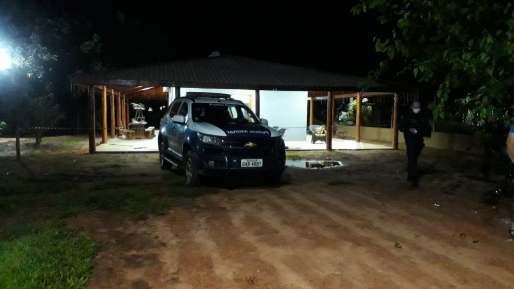 Homem mata a mulher e depois comete suicídio em distrito de Ponta Porã Homem mata a mulher e depois comete suicídio em distrito de Ponta Porã 1