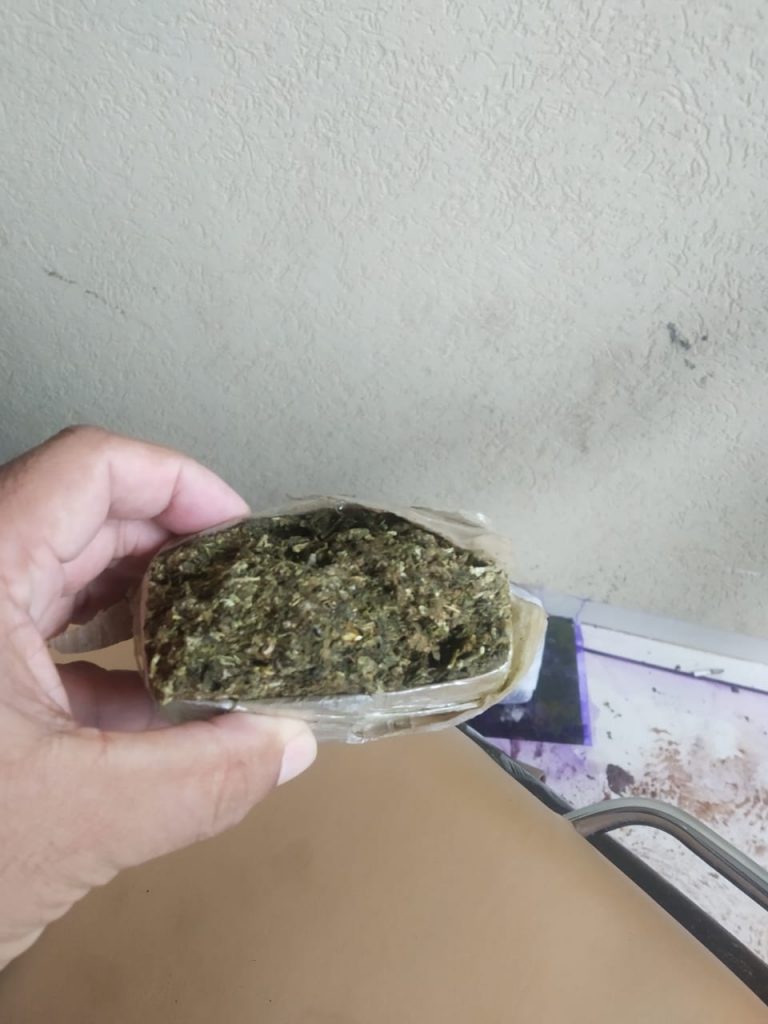 GCMfron acaba com "festinha do mal", onde tinha drogas e narguiles 2