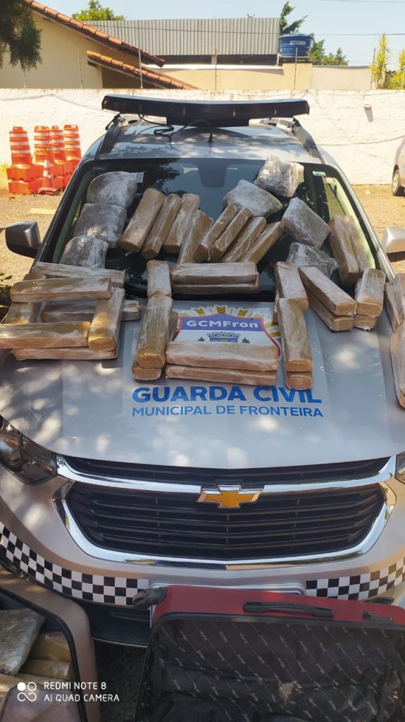 Gcmfron flagra duas mulheres com drogas nas malas em Ponta Porã