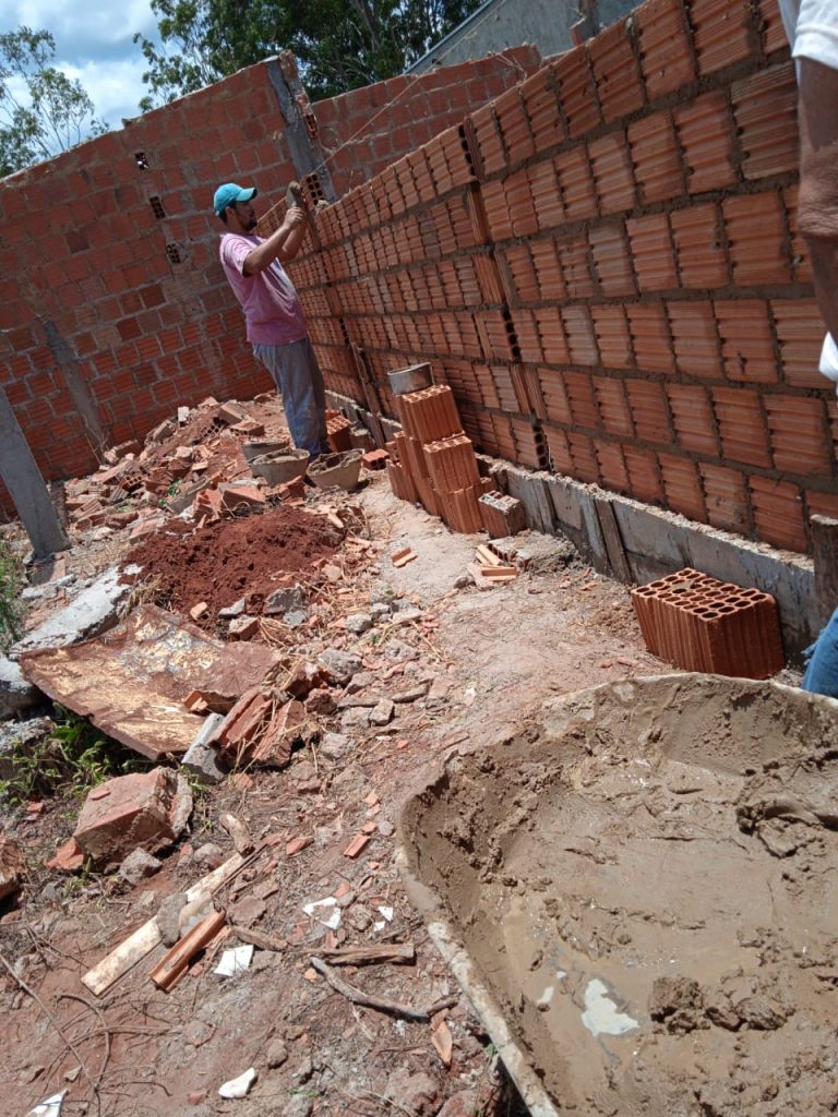 Procurando pintor profissional? LG Pinturas & Construções 5
