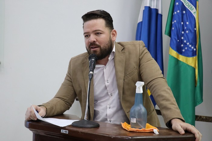 Residência de vereador é alvejada a tiros em Ponta Porã