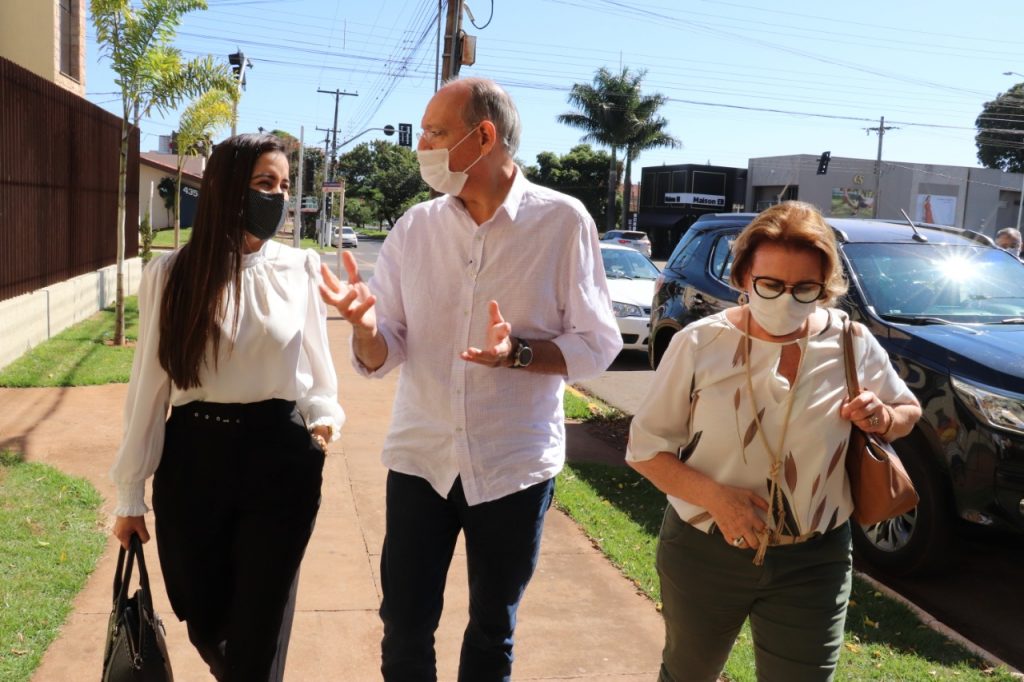 Hélio Peluffo recebe visita de Secretárias de Estado e anuncia construção de 25 novas salas de aula 2
