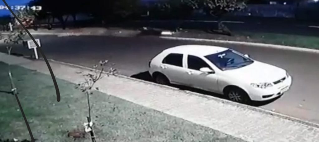 Jovem tenta passar ao lado de quebra molas e morre na hora 1