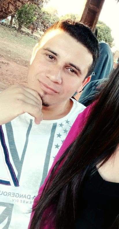 Homem tenta matar ex-namorada