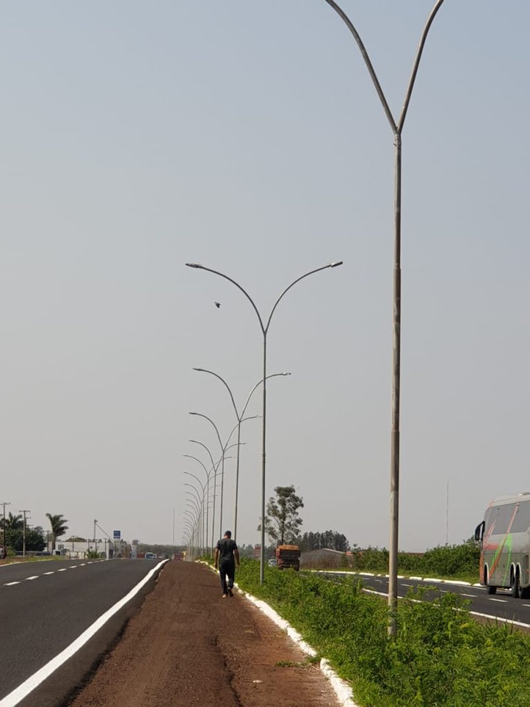 Furto de cabos deixa parte da BR 463 às escuras