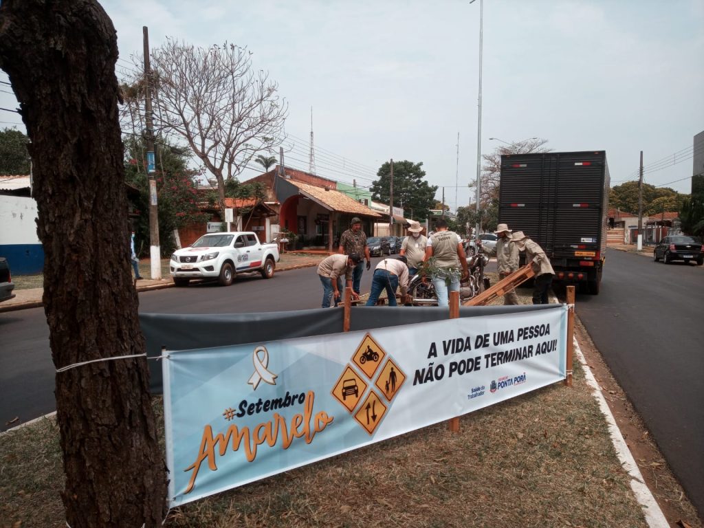 Em Ponta Porã a SEC. MUN. DE SEG. PÚBLICA, 4°GBM, 4°BPM, SAMU, RECEITA FEDERAL, AGENTES DE TRÂNSITO, GCMFRON, SEC. MUN. DE SAÚDE E SEC. MUN. DE EDUCAÇÃO promovem ações educativas e projetos sociais em alusão à semana nacional do trânsito