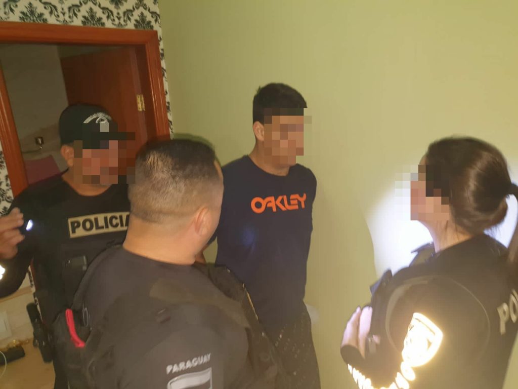 Membros de facção criminosa são presos com armas de grosso calibre em PJC 2