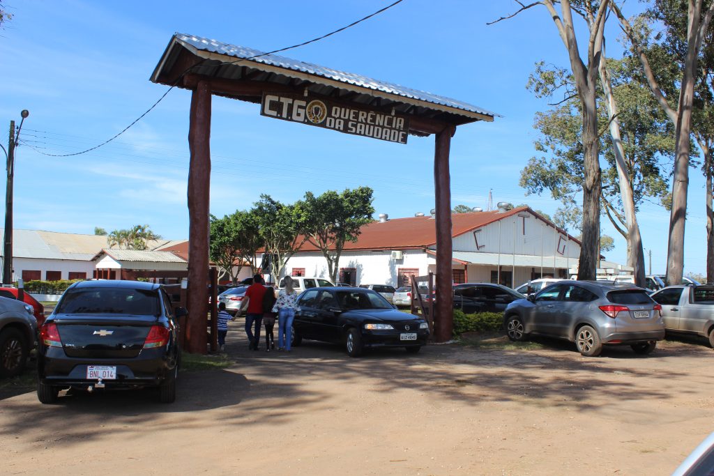 CTG Querência da Saudade reabre seu Galpão Crioulo com baile e costelão 2
