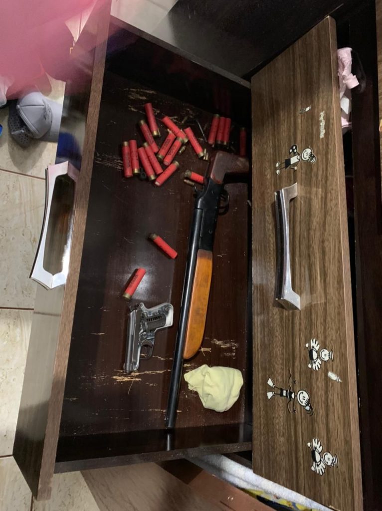 DEFRON, no âmbito da Operação Narcos, e com o apoio da Delegacia de Ponta Porã, de Anaurilândia, Maracaju, Deleagro, Rio Brilhante, SIG de Nova Andradina e do DOF desencadeia a “OPERAÇÃO EL PATRÓN” 1