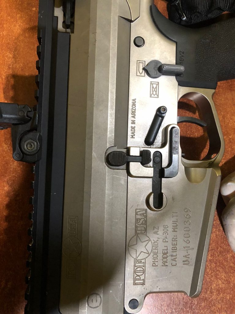 Polícia paraguaia apreende fuzil 762 durante abordagem a caminhonete 1