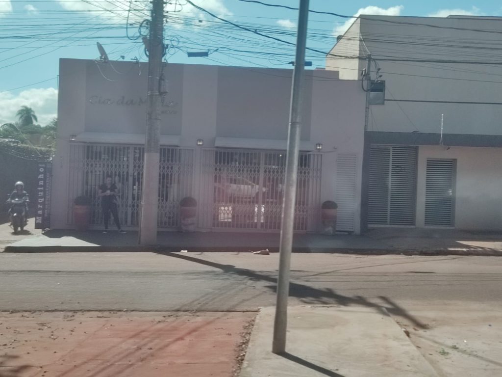 Caixa suspeita de conter bomba era artefatos para evento de festa