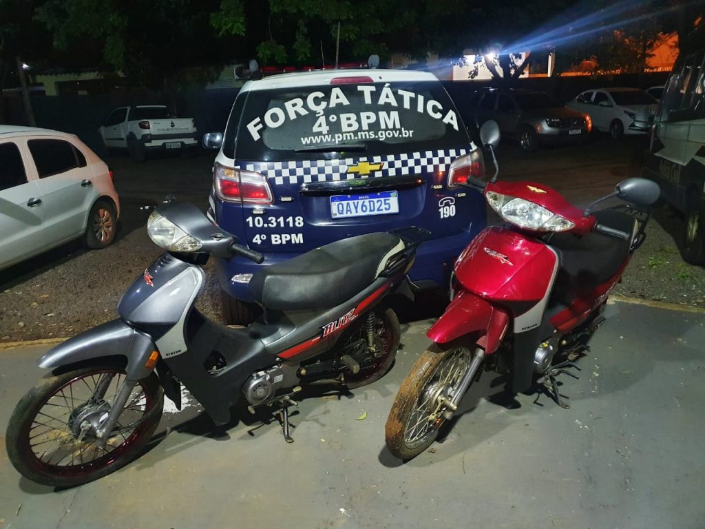 PM prende dois suspeitos por roubo de motocicletas