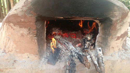 Páscoa na fronteira tem chipa e sopa paraguaia da Nha Ramona assada na “Tatakua” Páscoa na fronteira tem chipa e sopa paraguaia da Nha Ramona assada na “Tatakua” 3