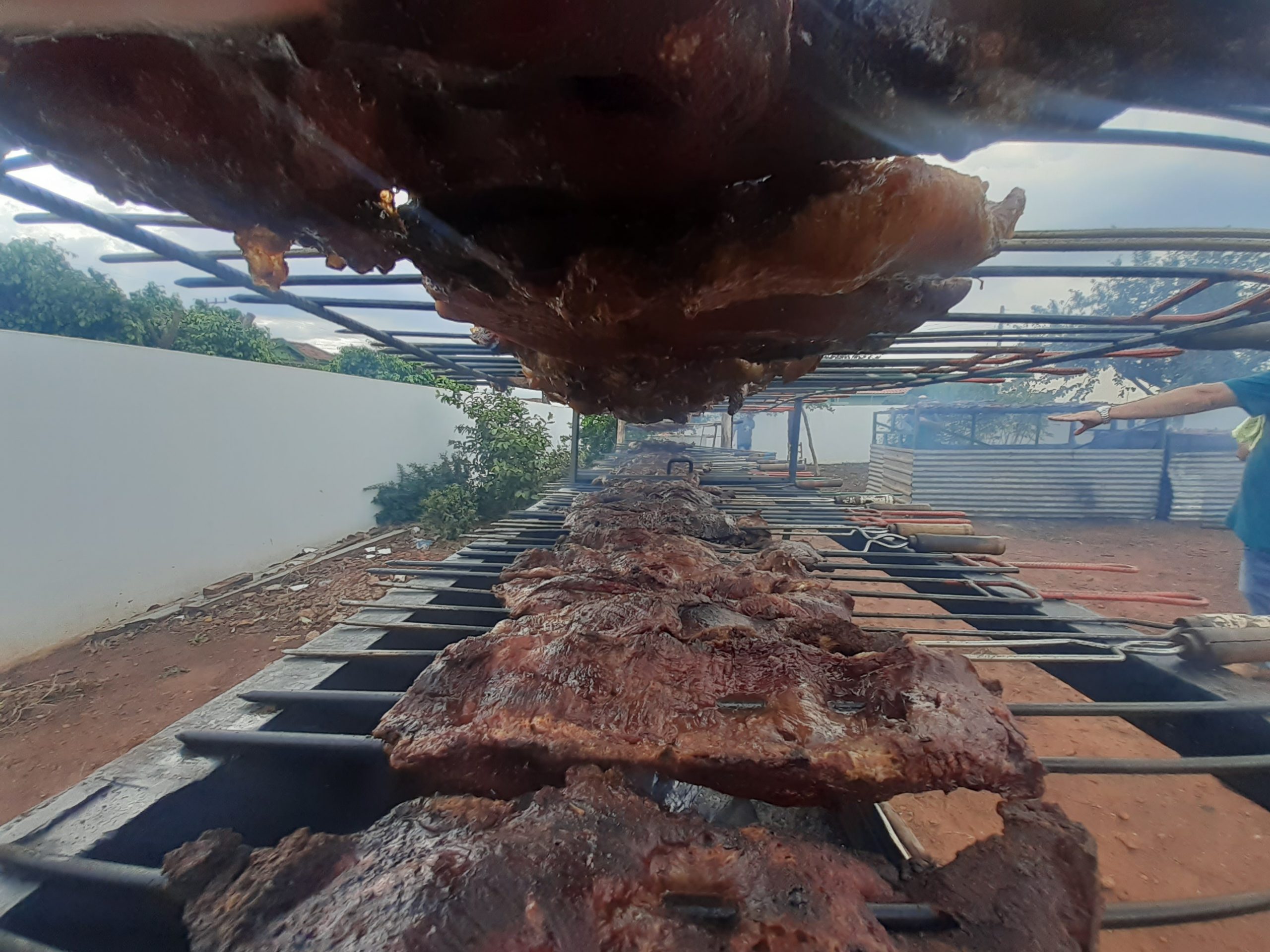 Domingo de churrasco na secretaria do CTG Querência da Saudade Domingo de churrasco na secretaria do CTG Querência da Saudade