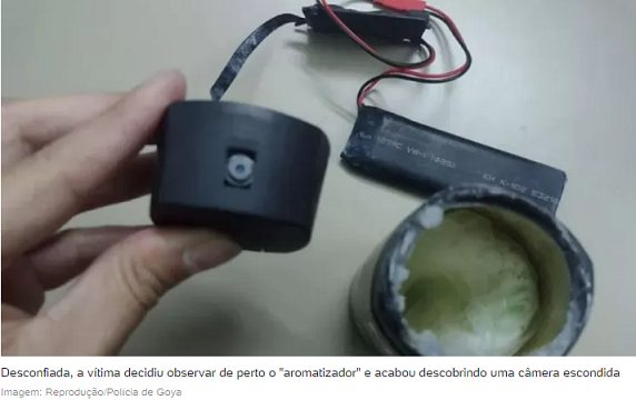 Homem instala câmera em 'aromatizador' de banheiro para espionar mulher