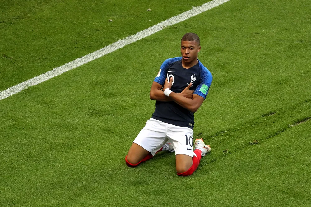 França venceu todos os jogos de Copa do Mundo em que Mbappé foi titular França venceu todos os jogos de Copa do Mundo em que Mbappé foi titular 1