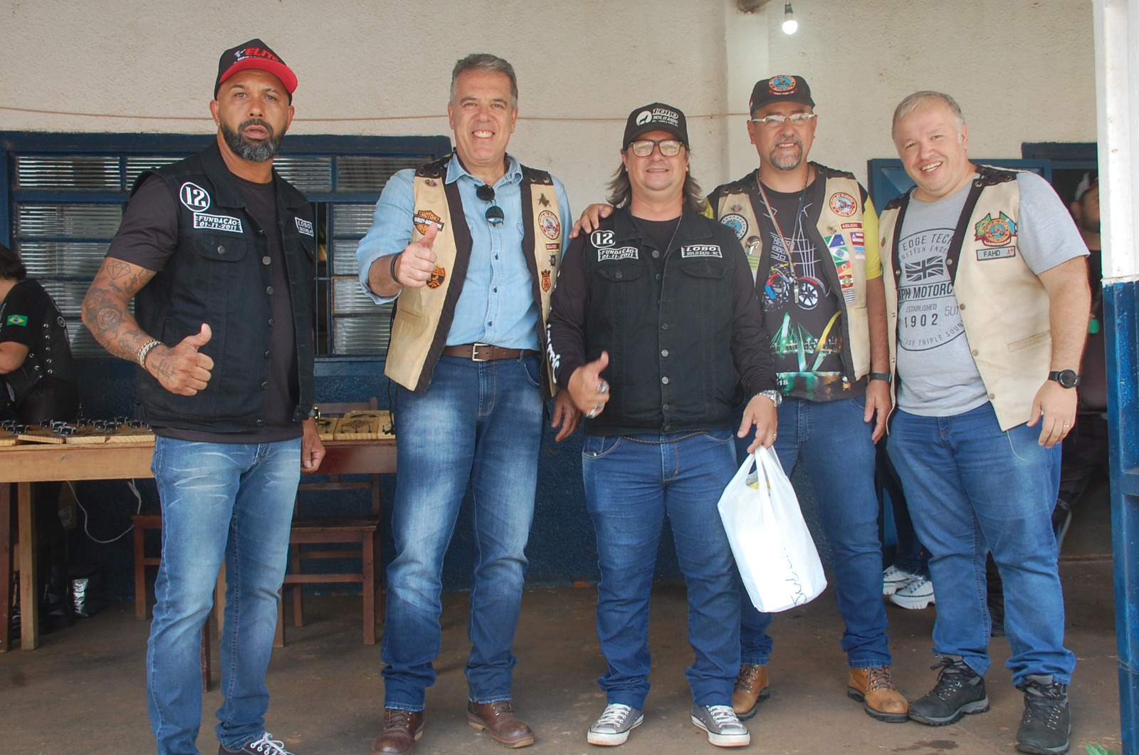 Lobo Solitário comemorou aniversário reunindo motociclistas do Brasil e Paraguai Lobo Solitário comemorou aniversário reunindo motociclistas do Brasil e Paraguai