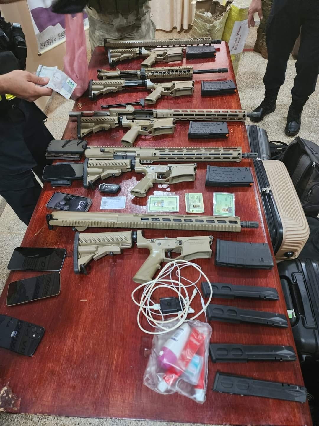 Polícia do Paraguai prende brasileiros com armas de grosso calibre