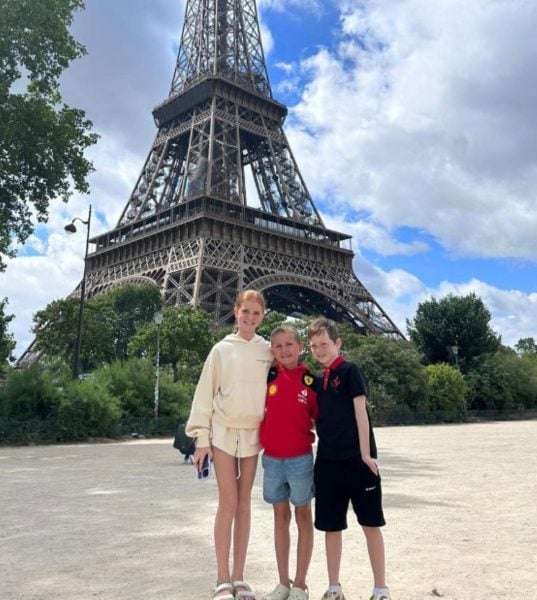 Criança de 12 anos milionária prepara a própria festa de aposentadoria 2
