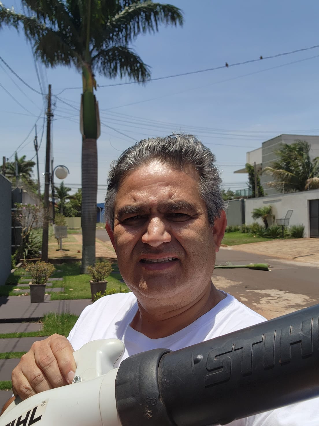 Ladrão arrependido? Soprador furtado da prefeitura de Ponta Porã é misteriosamente devolvido Ladrão arrependido? Soprador furtado da prefeitura de Ponta Porã é misteriosamente devolvido