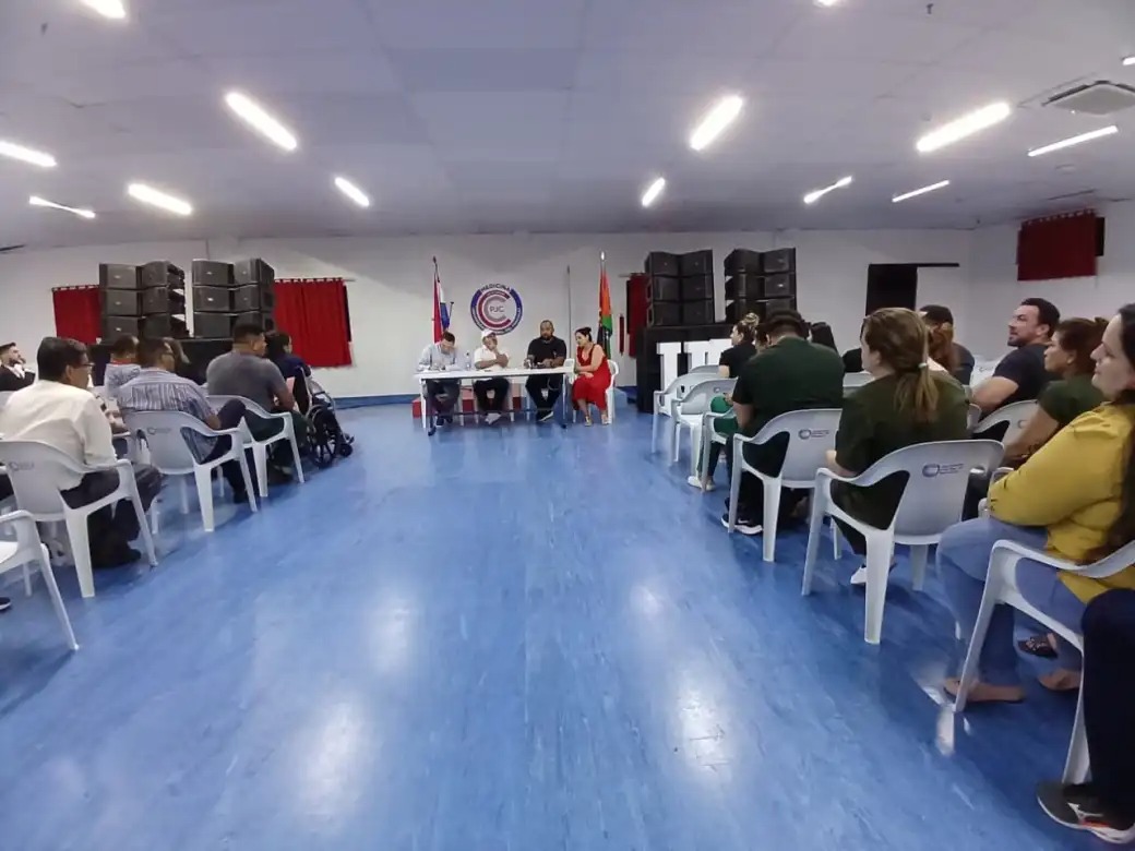 Carlos Bernardo incentiva proatividade aos futuros médicos da UCP    