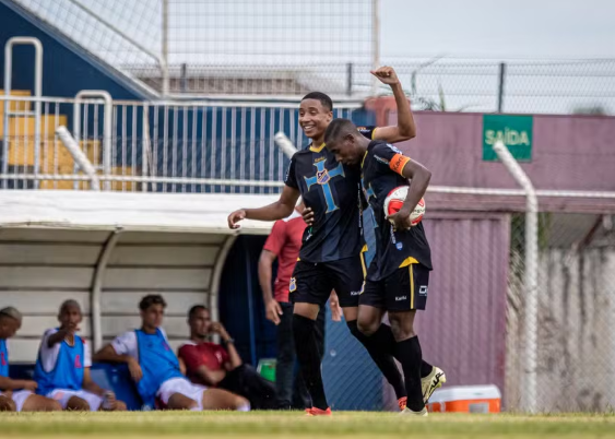 Água Santa vence o Linense de virada e se garante na terceira fase da Copinha Água Santa vence o Linense de virada e se garante na terceira fase da Copinha