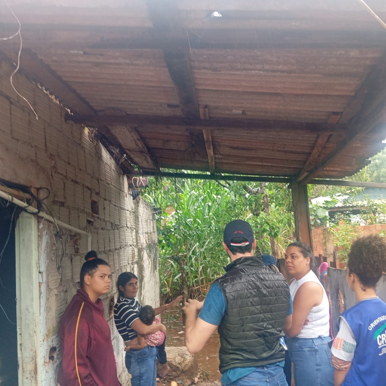 Prefeito Eduardo Determina Pronto Atendimento A Cadeirante Perdeu Tudo em Inundações na Rua Barra Bonita 2