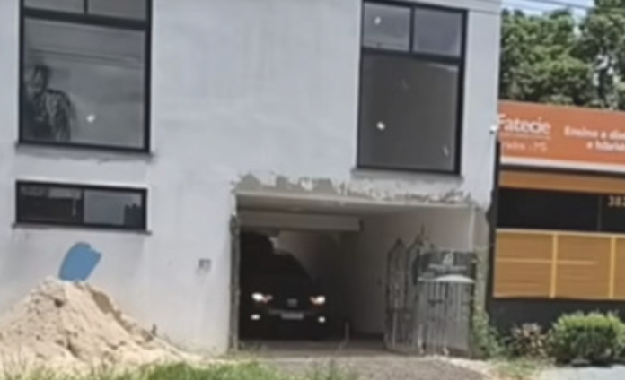 Local do acidente de trabalho em Dourados onde jovem morreu após queda de escada