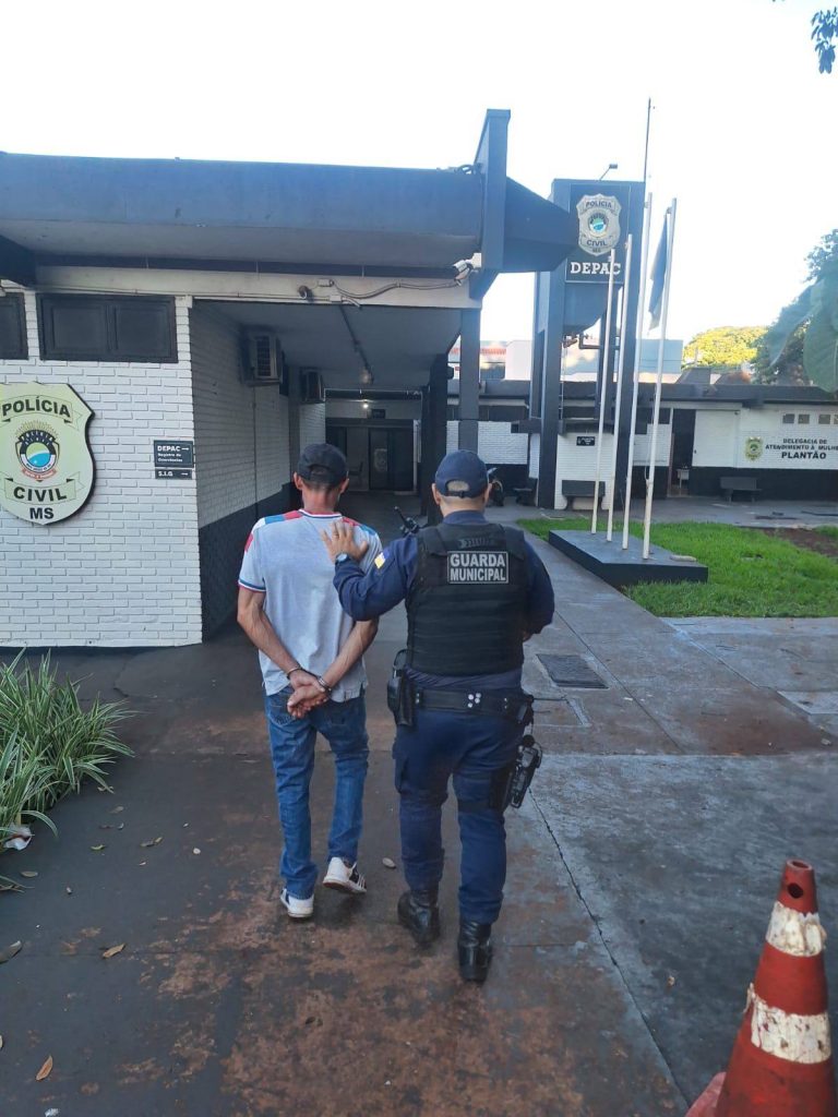 Guarda Municipal prende suspeito de tentativa de feminicídio após ataque com faca em Dourados 1