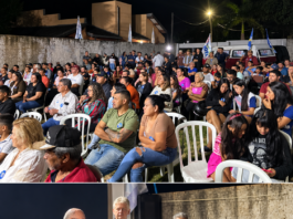 Moradores participam de reunião com Hélio Peluffo e Jaime Verruck na Grande Vila Áurea, em Ponta Porã