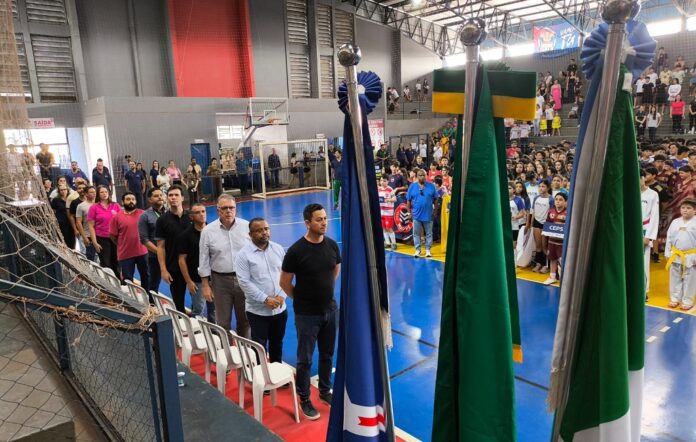 Abertura dos Jogos Escolares de Ponta Porã 2026 no Ginásio Poliesportivo Pepe Portela. Foto: Edilson José.
