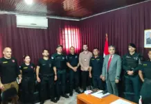 Autoridades policiais de Ponta Porã e Pedro Juan Caballero em reunião de cooperação de segurança na fronteira